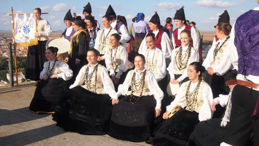 Dance group from Galicia in the northern part of Spain.